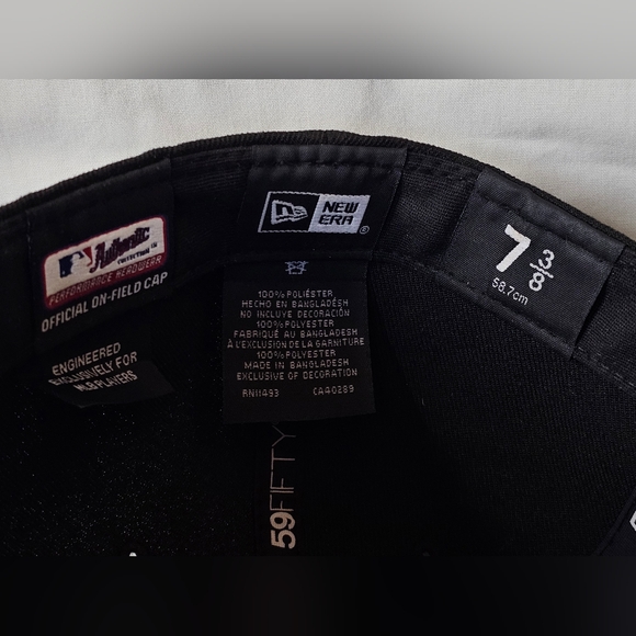 Chicago White Sox New Era 59Fifty Fitted 7 3/8 Hat Baseball On-Field Cap Black - Picture 10 of 11